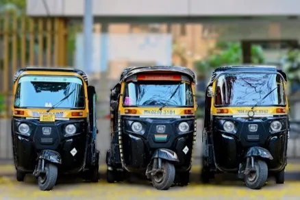 Rickshaw ride in Mumbai - Unsplash